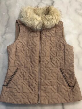 Doncaster Quilted Taupe Vest with Faux-Fur Collar